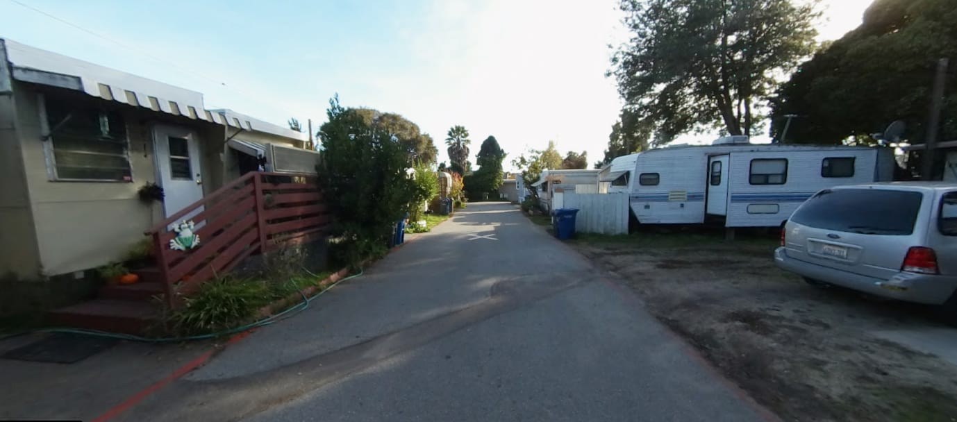 Soquel Gardens before, photo 6